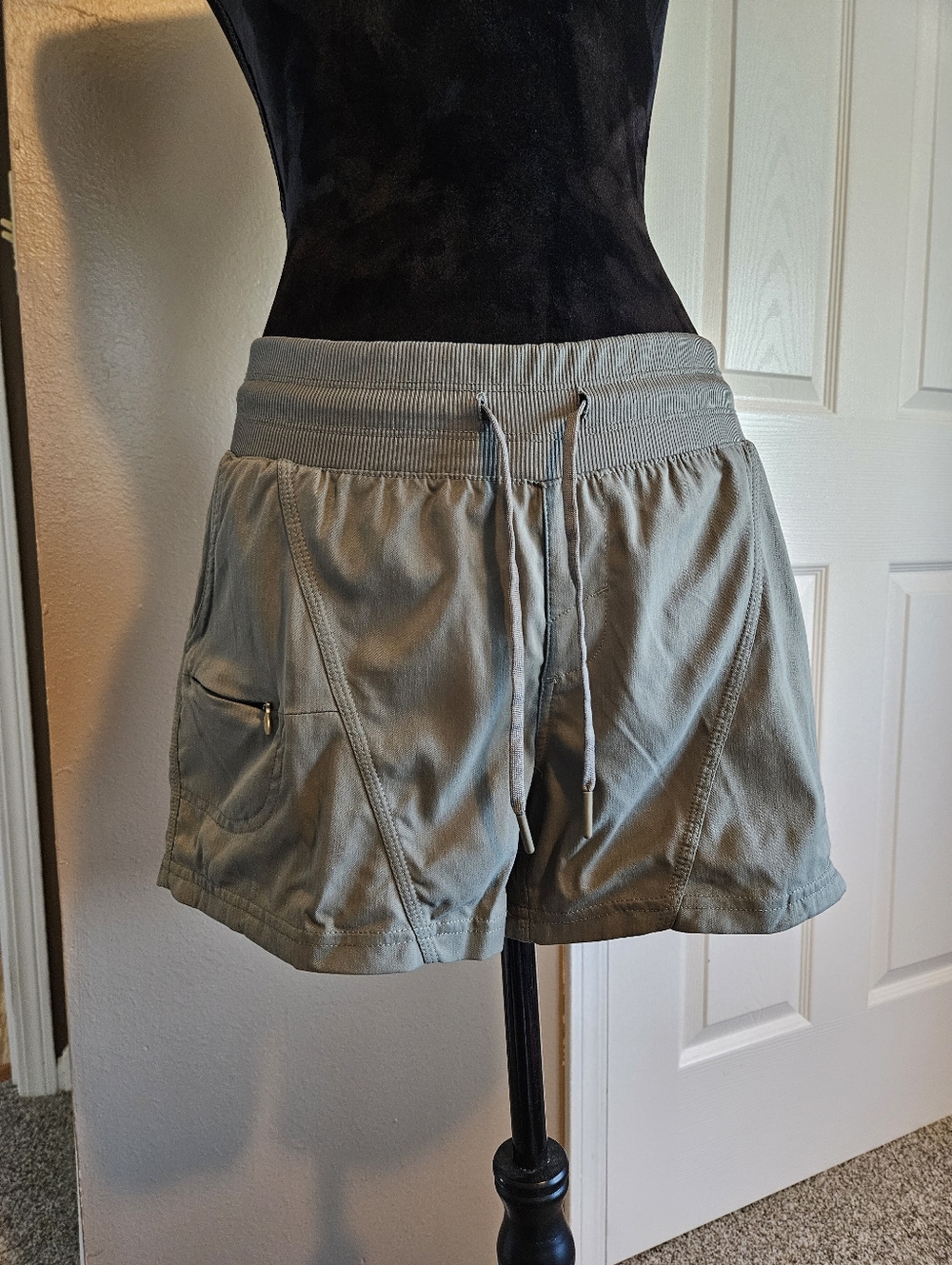 Women’s Olive Green Drawstring Active Shorts